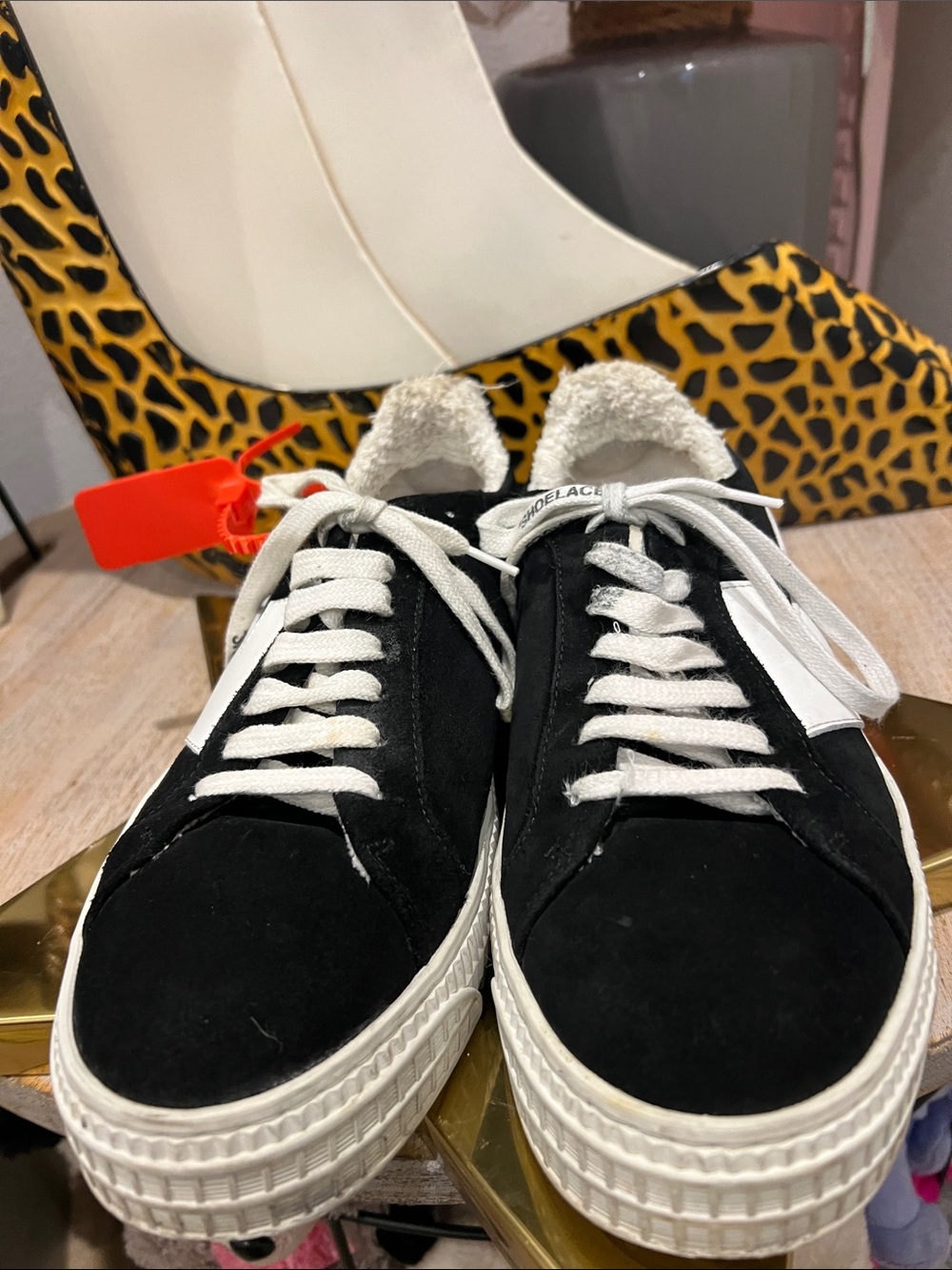 Off-White Virgil Abloh Arrow Sneakers Size 39
